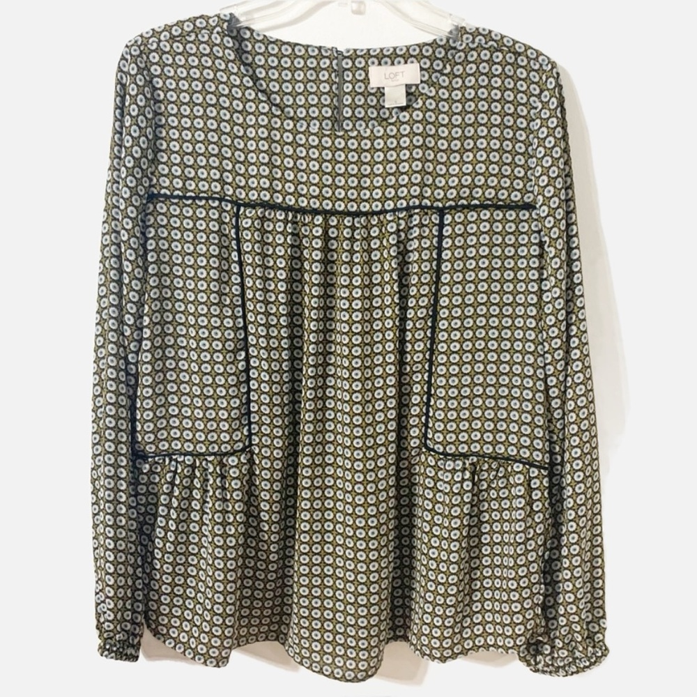 Ann Taylor LOFT Floral Tiered Long Sleeve Blouse Keyhole Back Rounded Neckline